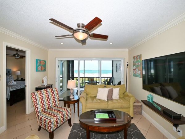 Fifth Floor 2 Bedroom Unit with Gulf Views