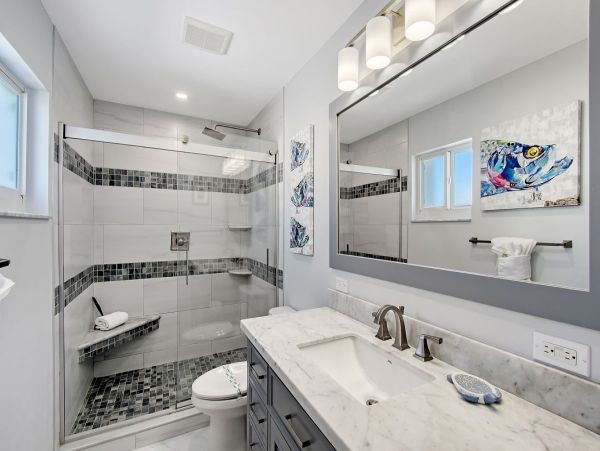 Rare Find! 2 Bedroom 2 Bathroom Siesta Key Condo Gulf Views