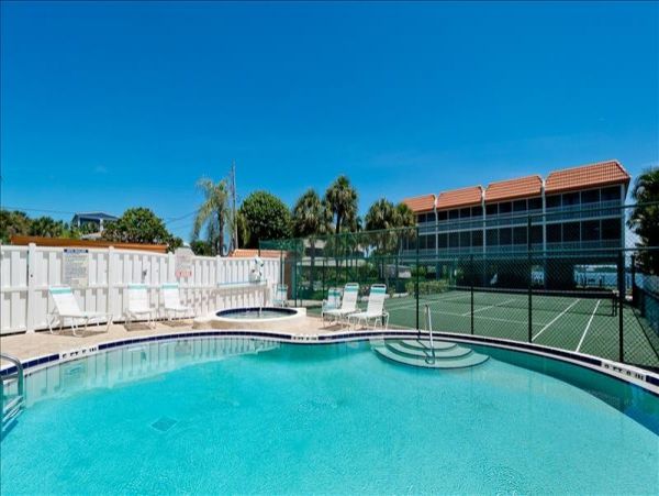 Bradenton Beach 2 Bedroom Vacation Rental Bay Views Sleeps 4