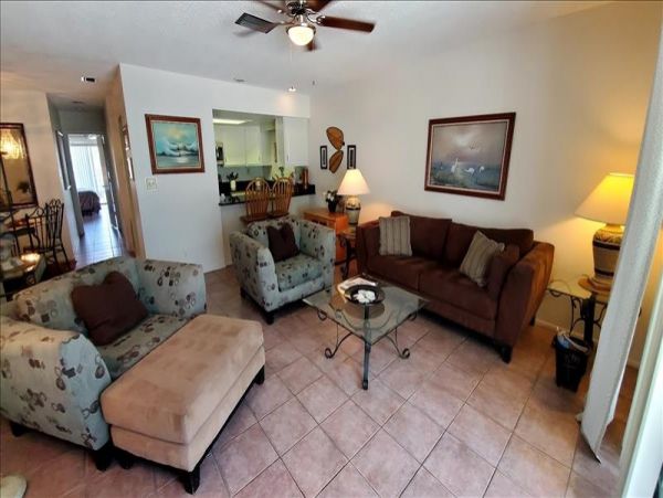 Bradenton Beach Condo with Gulf Beach Across the Street