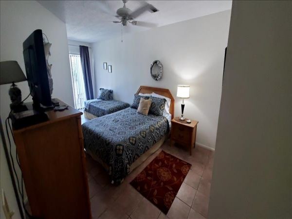 Bradenton Beach Condo with Gulf Beach Across the Street