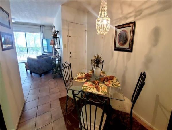 Bradenton Beach Condo with Gulf Beach Across the Street