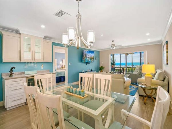 Full Gulf View Siesta Key Vacation Condo - Two Bedrooms