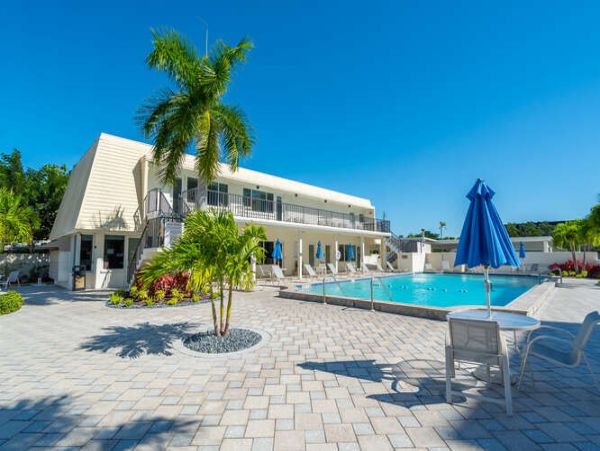 Full Gulf View Siesta Key Vacation Condo - Two Bedrooms