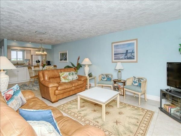Siesta Key Vacation Condo Two Bedroom Walk to Beach