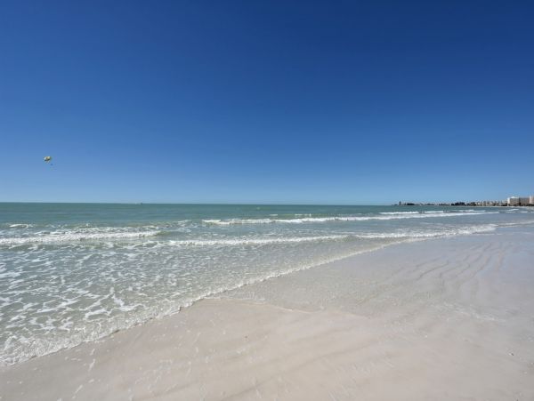 Siesta Key Vacation Condo with 2 Bedrooms