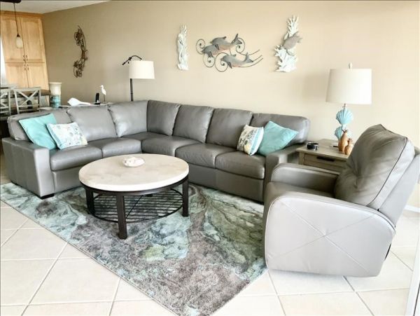 Siesta Key Vacation Condo with 2 Bedrooms