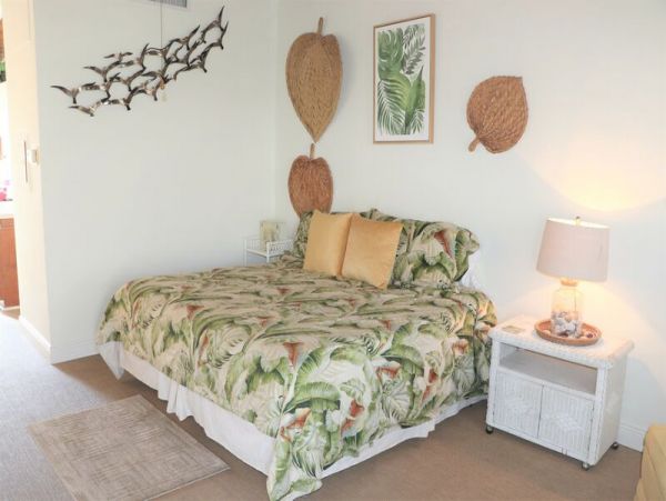 Charming Vacation Studio Condo with Great Amenities
