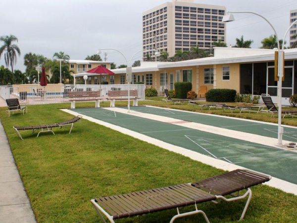 Charming Vacation Studio Condo with Great Amenities