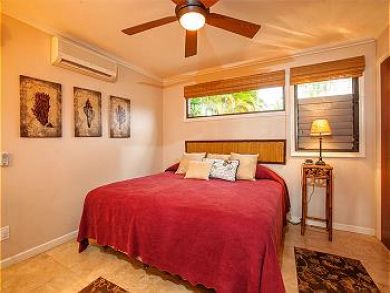 Bedroom 2 with Twins or King Bed
