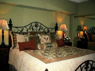 Master bedroom with king bed Master bedroom with king bed