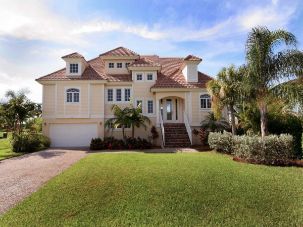 Sanibel Island Four Bedroom Luxury Pool Vacation Rental