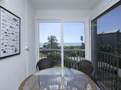 Sanibel Walk to Beach Two Bedroom Vacation Condo