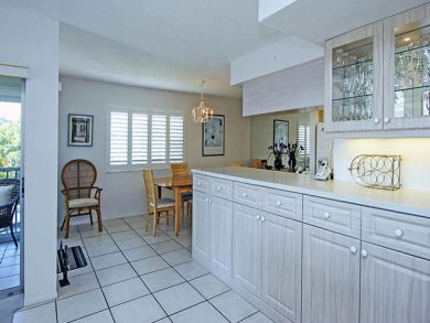 Sanibel Walk to Beach Two Bedroom Vacation Condo
