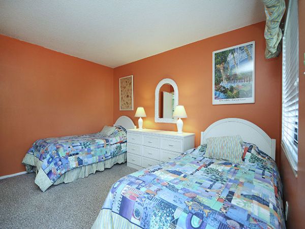 Two Bedroom Ground Floor Condo on the Beach in Sanibel