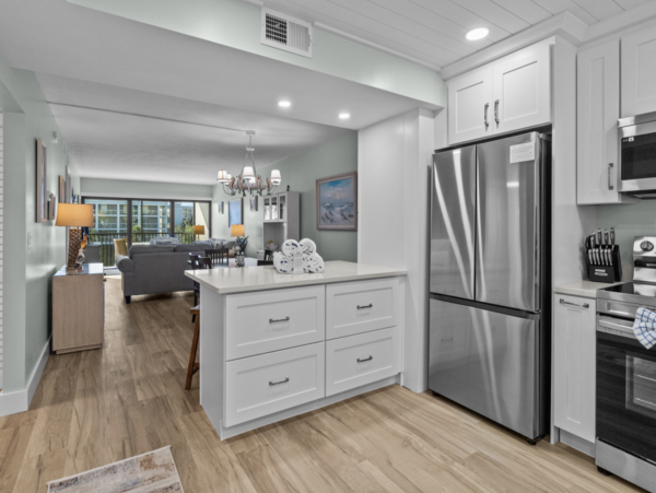 Walk to Beach Two Bedroom Rental Condo in Sanibel NEW ARRIVAL WOW!