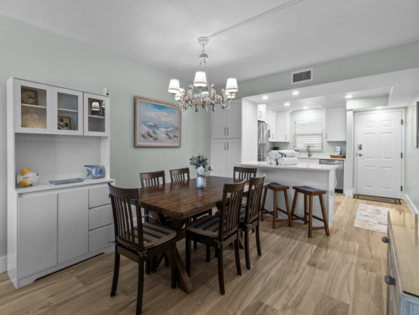 Walk to Beach Two Bedroom Rental Condo in Sanibel NEW ARRIVAL WOW!