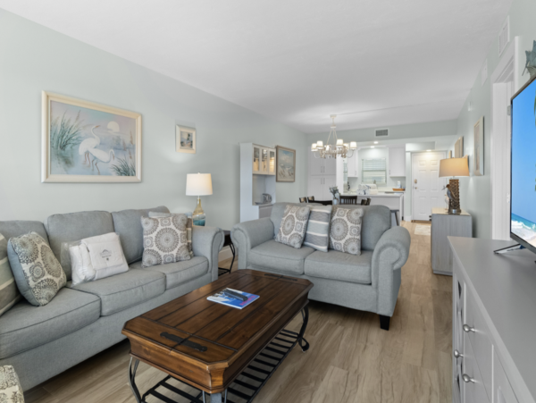 Walk to Beach Two Bedroom Rental Condo in Sanibel NEW ARRIVAL WOW!