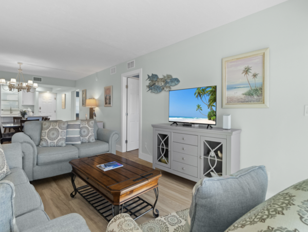 Walk to Beach Two Bedroom Rental Condo in Sanibel NEW ARRIVAL WOW!