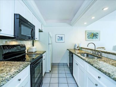 Sanibel Island 2 Bedroom Beachfront Condo that Sleeps Six - additional view, photo 5