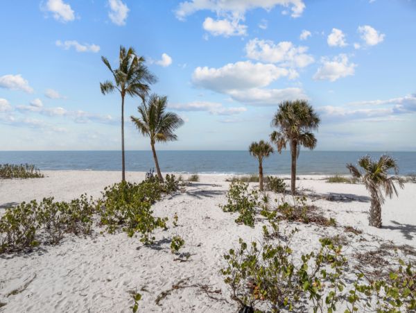 Sanibel Island Vacation Rentals - Gulf-Front Condo with Panoramic Views