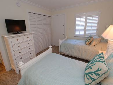 Twin Beds in Second Bedroom Twin Beds in Second Bedroom