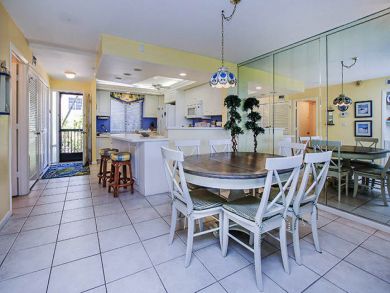 Sanibel Condo Full Gulf Views SLEEPS 6 - additional view, photo 4