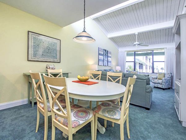 Lovely 2 Bedroom Condo in Sanibel Sleeps 6