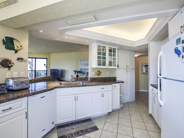 Sanibel Luxury Three Bedroom Beach Condo Sleeps 6 Guests