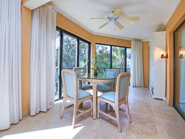 Sanibel Island Luxury Vacation Condo Pool & Tennis Court