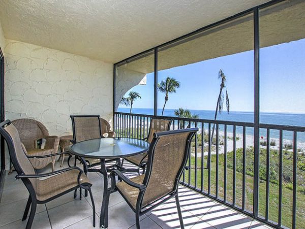 Sanibel Island Luxury Vacation Condo Pool & Tennis Court