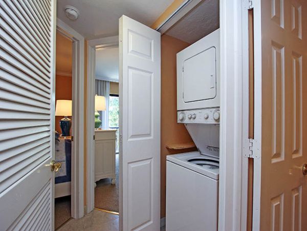 Sanibel Island Luxury Vacation Condo Pool & Tennis Court