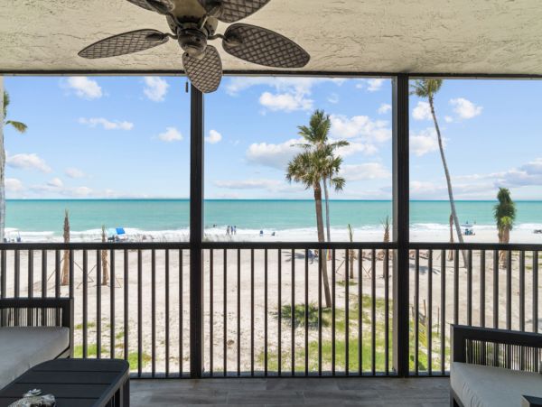 Sanibel Island Vacation Rental Beach Views - Three Bedrooms