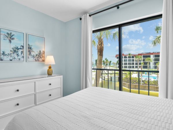 Sanibel Island Vacation Rental Beach Views - Three Bedrooms