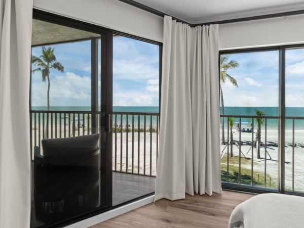 Sanibel Island Vacation Rental Beach Views - Three Bedrooms