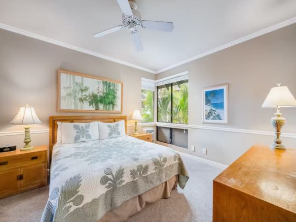 Beautiful Vacation Condo with Communal Pool & Hot Tub