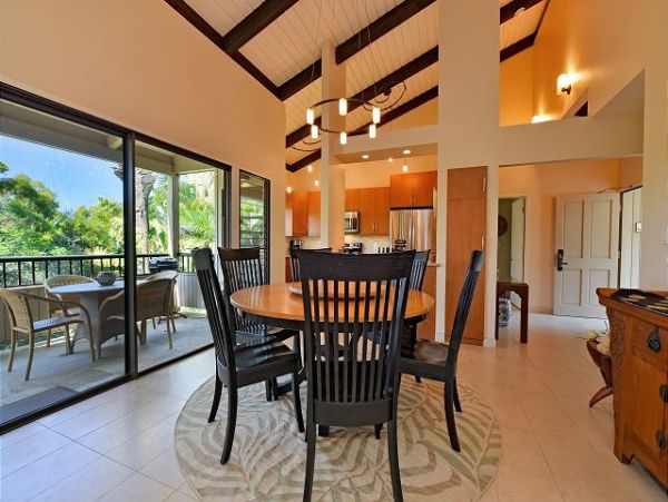 Two Bedroom Luxury Wailea Vacation Condo Sleeps Six
