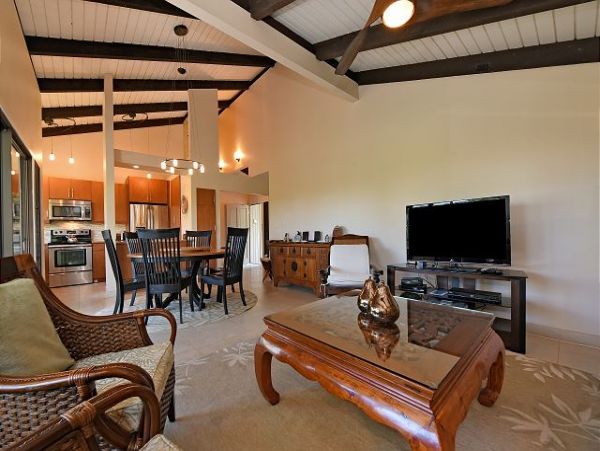 Two Bedroom Luxury Wailea Vacation Condo Sleeps Six