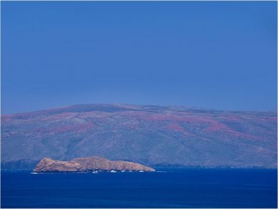 Pacific Ocean & Molokini Islet View
