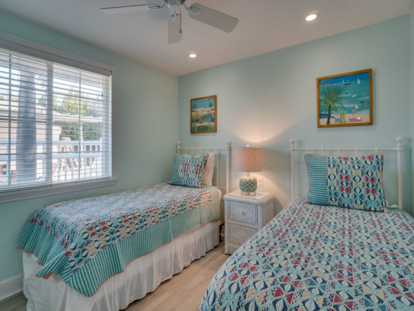 Anna Maria Home Four Bedrooms and Pool - 90 Steps to Beach