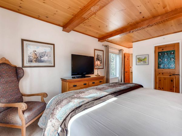 Vail Three Bedroom Ski Accommodations