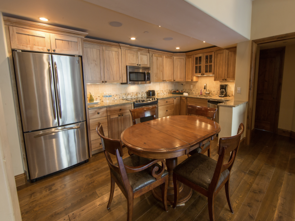 Two Bedroom Vail Ski Vacation Condo Pool & Hot Tub - additional view, photo 5