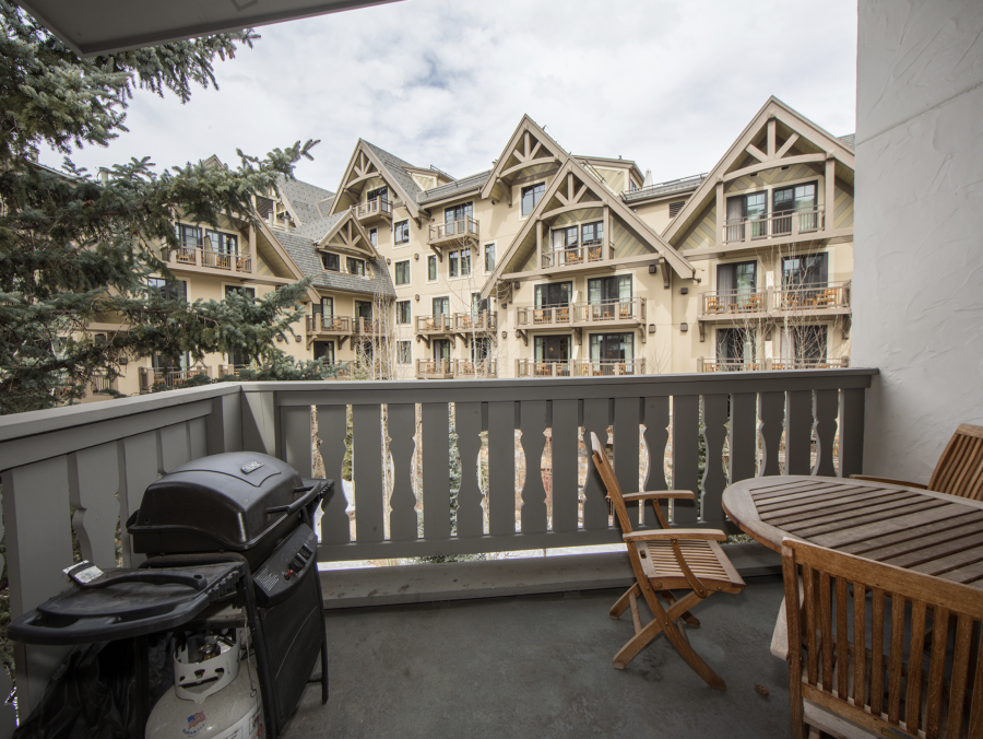 Two Bedroom Vail Ski Vacation Condo Pool & Hot Tub