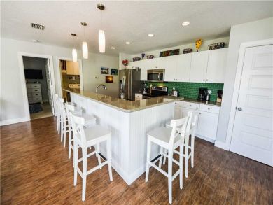 This Great Vacation Rental is Available For Weekly Bookings