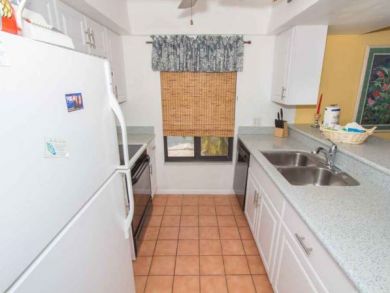 Captiva Island 3 Bedroom Town Home Bay side Stroll to beach