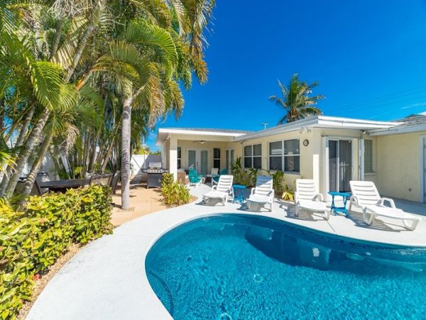 Anna Maria Island Vacation Rental Pool Home