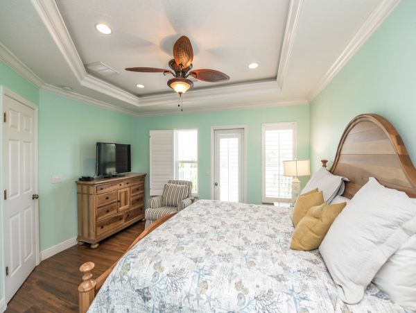 Anna Maria Island Vacation Rental with Pool & Balconies