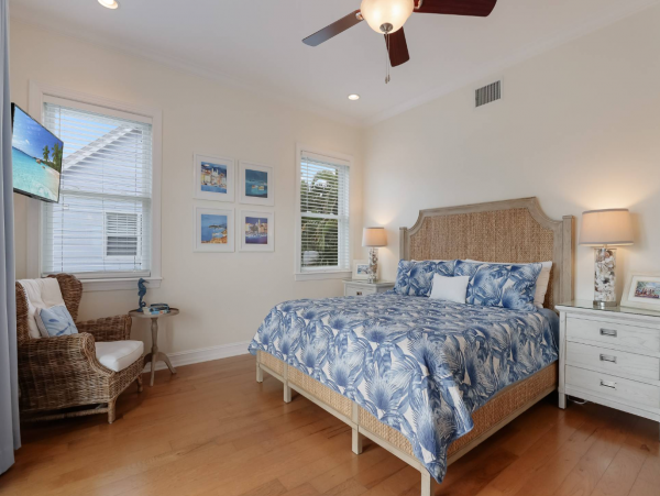 Four Bedroom Anna Maria Vacation Rental Sleeps 8