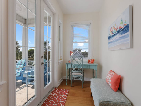 Four Bedroom Anna Maria Vacation Rental Sleeps 8
