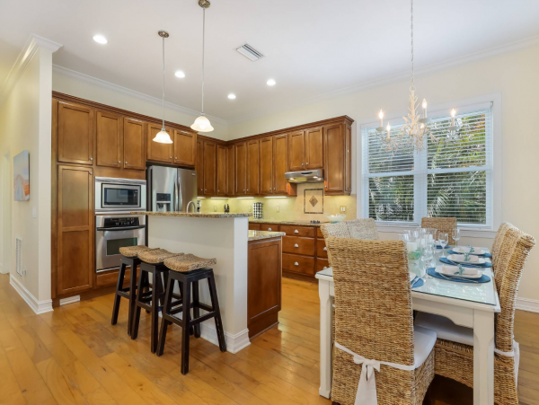 Four Bedroom Anna Maria Vacation Rental Sleeps 8